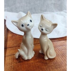 Vintage OMC Japan Ceramic Cat Figurines Pair Beige Porcelain Kittens Mid Century